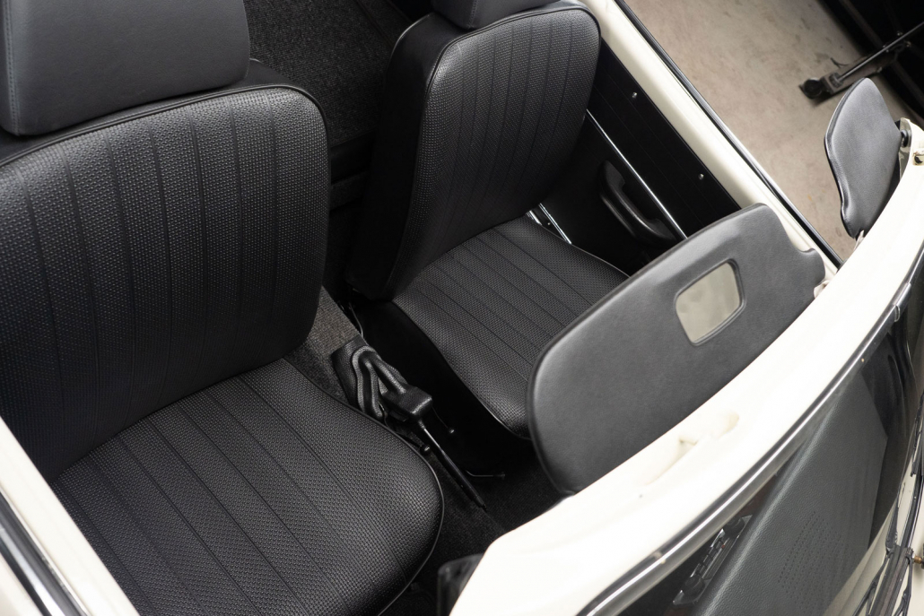 Volkswagen Karmann Ghia
